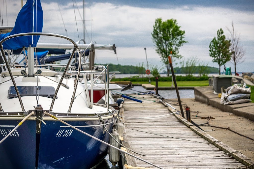 Baie dUrfe Yacht Club | 20650 Rue Lakeshore, Baie-dUrfé, QC H9X 2Z4, Canada | Phone: (514) 457-3382