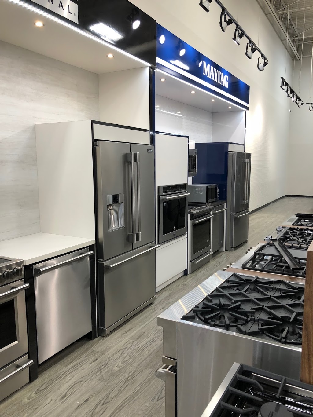 Canadian Appliance Source Vaughan / Woodbridge | 7575 Weston Rd Unit #117B, Woodbridge, ON L4L 9K5, Canada | Phone: (289) 843-5022