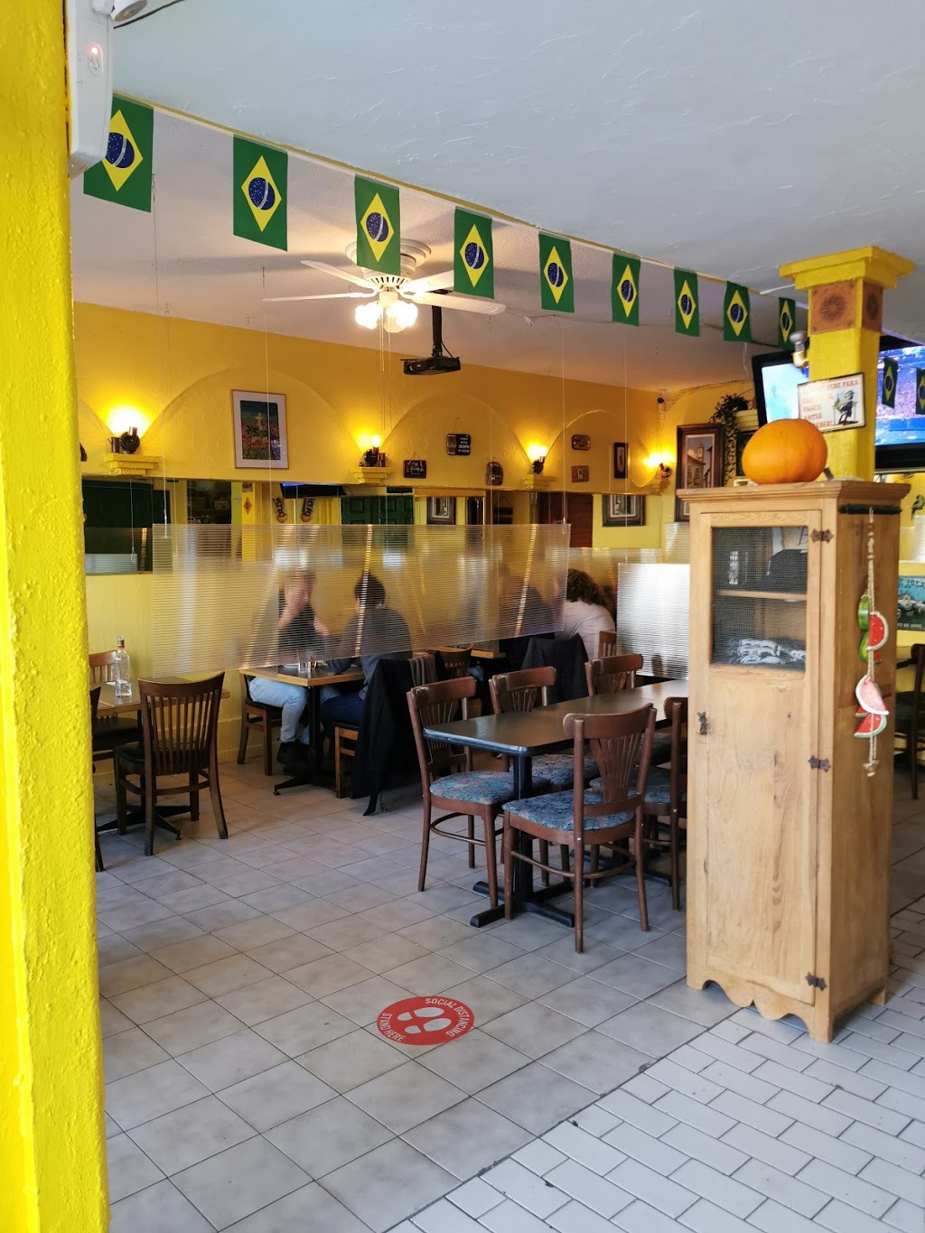Boteco Brasil Restaurant | 2545 Nanaimo St, Vancouver, BC V5N 5E6, Canada | Phone: (778) 379-7995