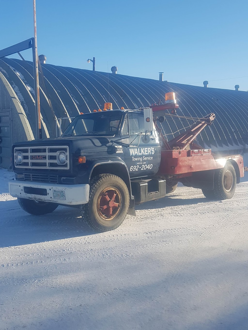 Walkers Towing Service | 505 11 Ave NE, Moose Jaw, SK S6H 4P8, Canada | Phone: (306) 692-2040