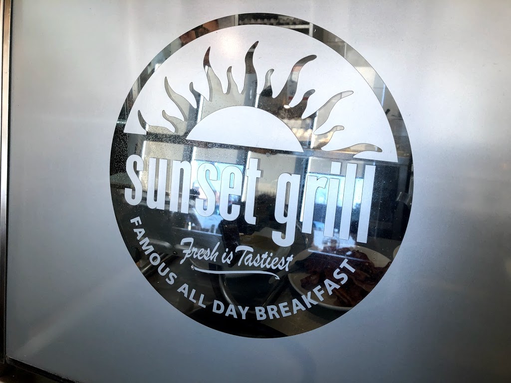 Sunset Grill | 7540 Weston Road, Hwy 7, Vaughan, ON L9L 9L9, Canada | Phone: (905) 264-3773