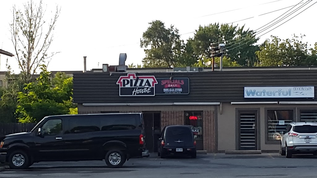 Pizza House | 139 Louth, St. Catharines, ON L2S 2R4, Canada | Phone: (905) 641-2700