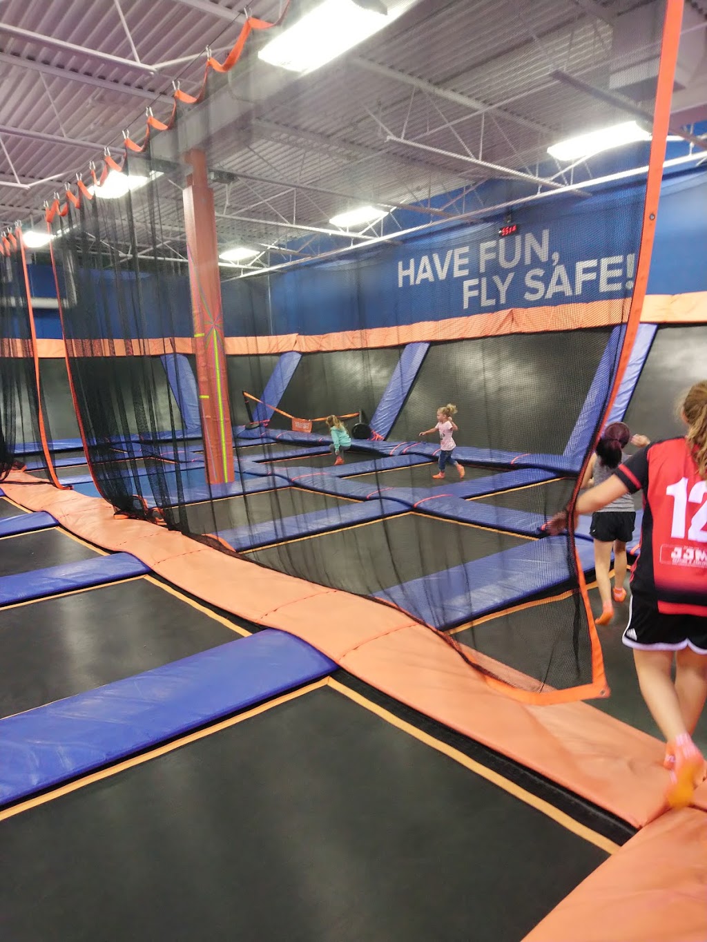 Sky Zone Trampoline Park | 333 Ontario St, St. Catharines, ON L2R 5L3, Canada | Phone: (289) 362-3377