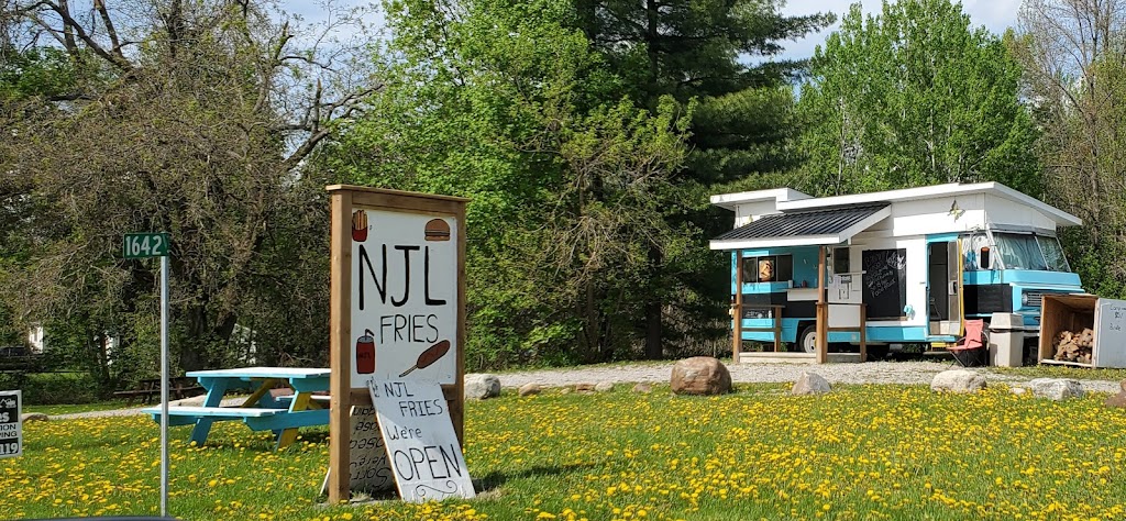 NJL Fries - Chip Truck | 1642 Beachburg Rd, Beachburg, ON K0J 1C0, Canada | Phone: (613) 582-7111