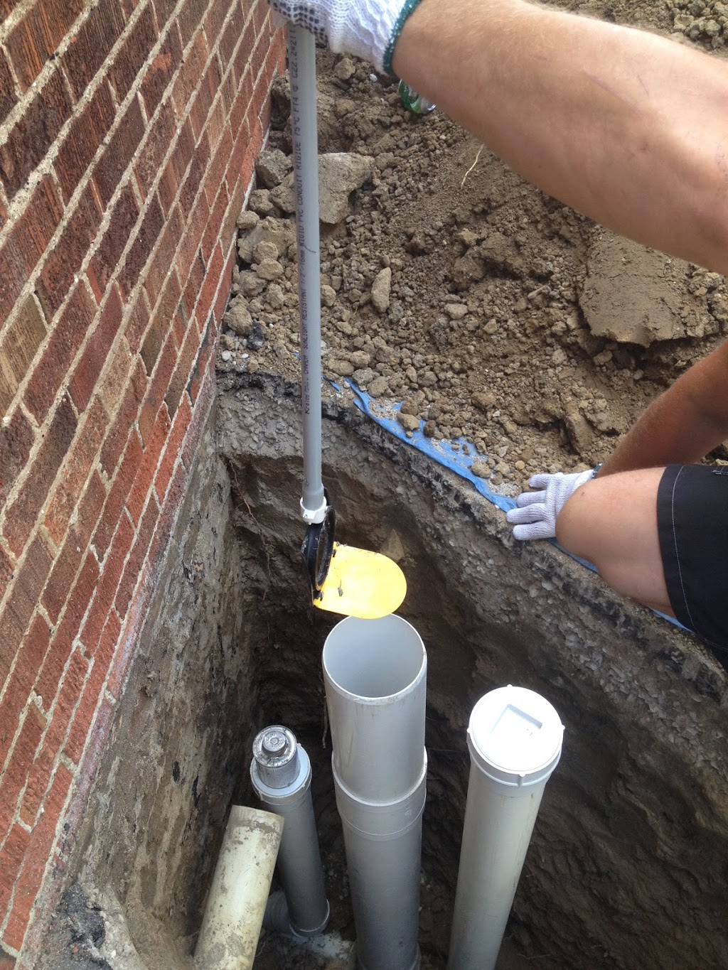 Toronto Drain Services | 2578 St Clair Ave W unit B, York, ON M6N 1L8, Canada | Phone: (416) 455-5554