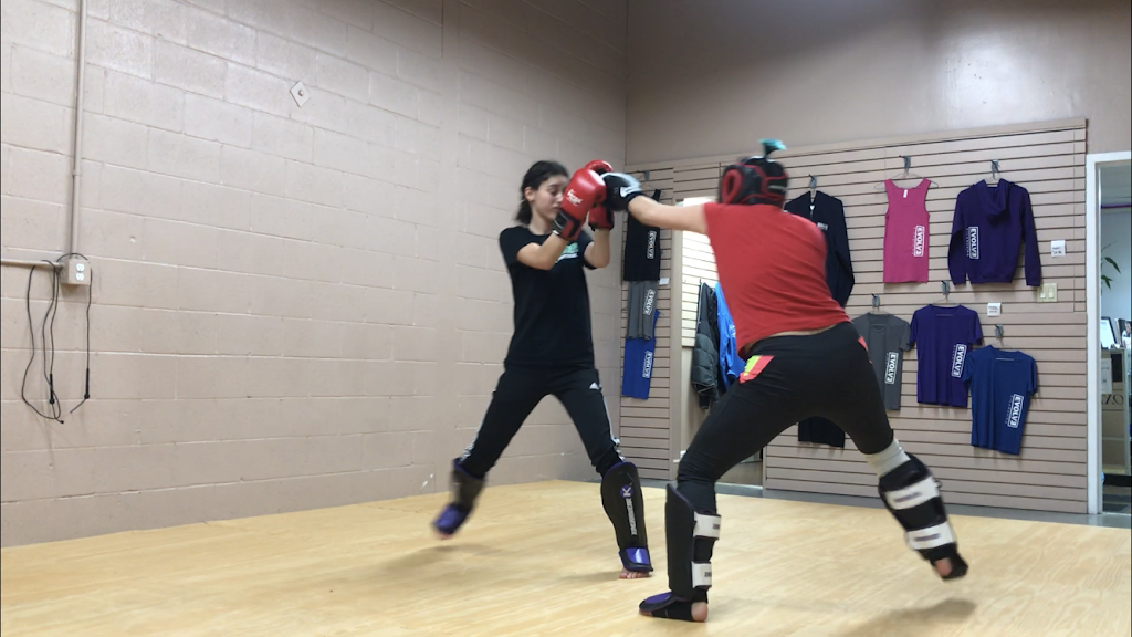 Evolve Kickboxing- Kickboxing for Women | 3120 Glen Erin Dr, Mississauga, ON L5L 1R6, Canada | Phone: (416) 460-1808