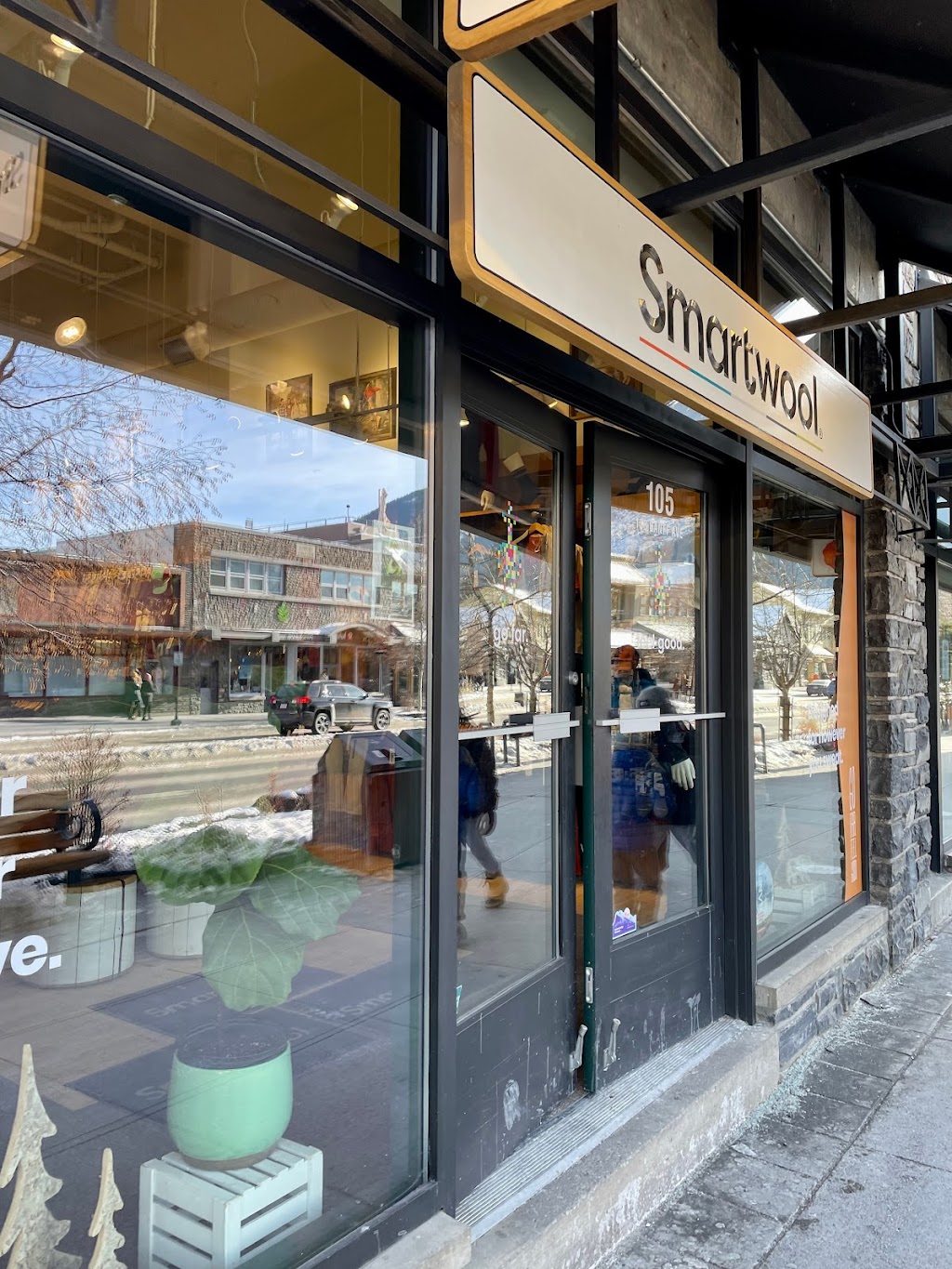 Smartwool Banff | 138 Banff Ave, Banff, AB T1L 1A0, Canada | Phone: (403) 762-3007