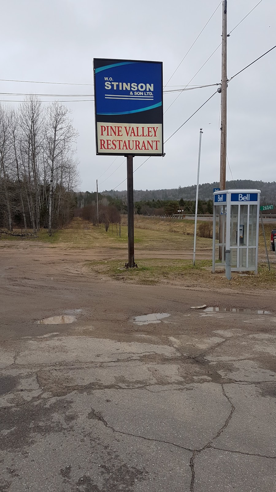 Pine Valley Restaurant | 26047 Hwy 41, Griffith, ON K0J 2R0, Canada | Phone: (613) 333-5523