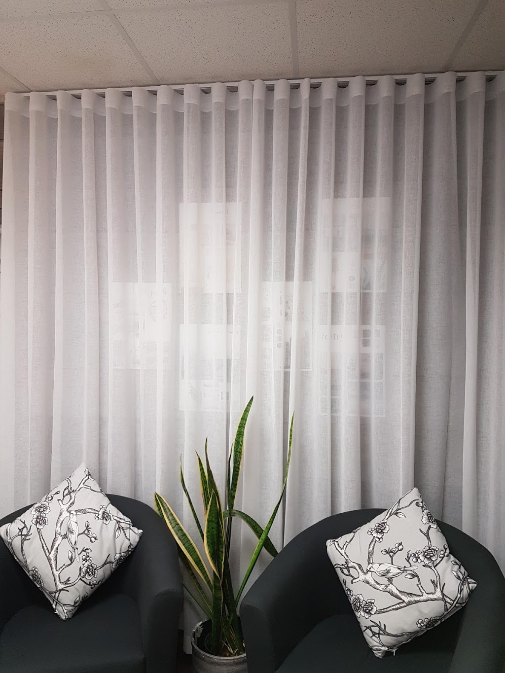 Budget Blinds of Bolton & Newmarket | 17 Queen St S, Tottenham, ON L0G 1W0, Canada | Phone: (905) 487-8363