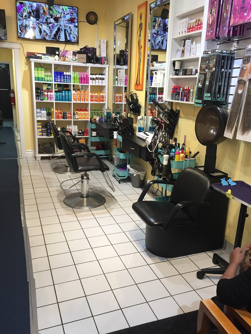 BRONZE & CREAM Hair Salon & Wig centre | 10121 157 St NW, Edmonton, AB T5P 2T9, Canada | Phone: (780) 680-4079