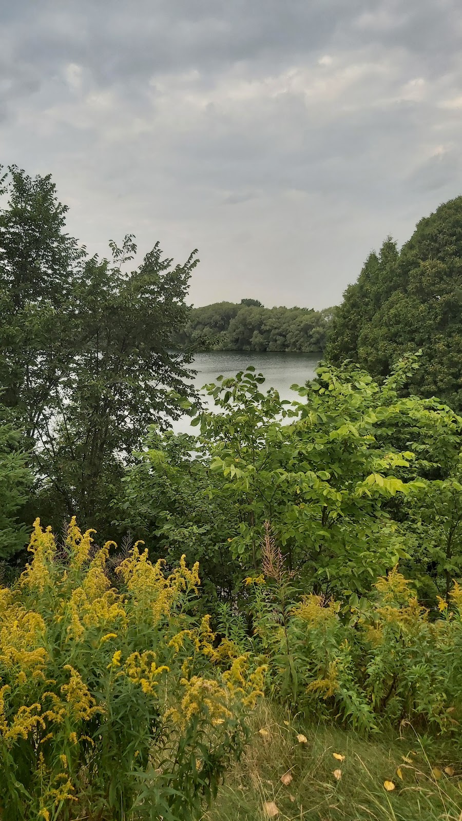 Arboretum de la presquIle Croft | Adresse physique : 2e rang Est, 32e Chemin, secteur Lac-à-la-Croix, Métabetchouan-Lac-à-la-Croix, QC G8G 2H2, Canada | Phone: (418) 349-2060