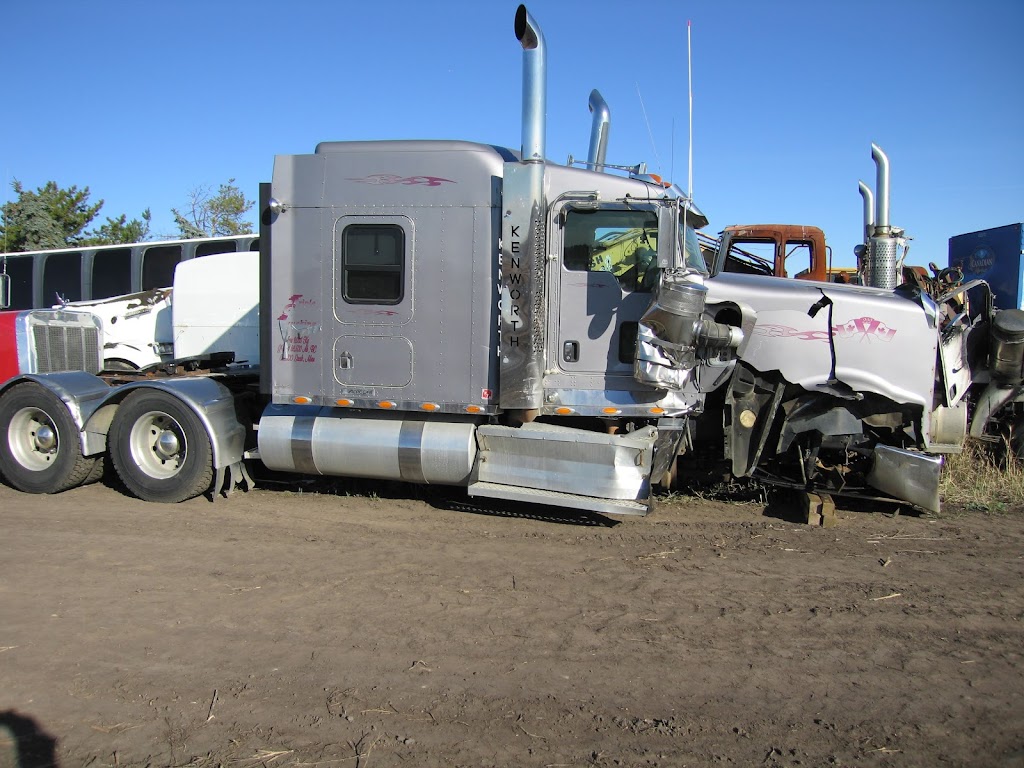 Duanes Trucking Ltd | 40029 Range Rd 243, Alix, AB T0C 0B0, Canada | Phone: (403) 784-2501