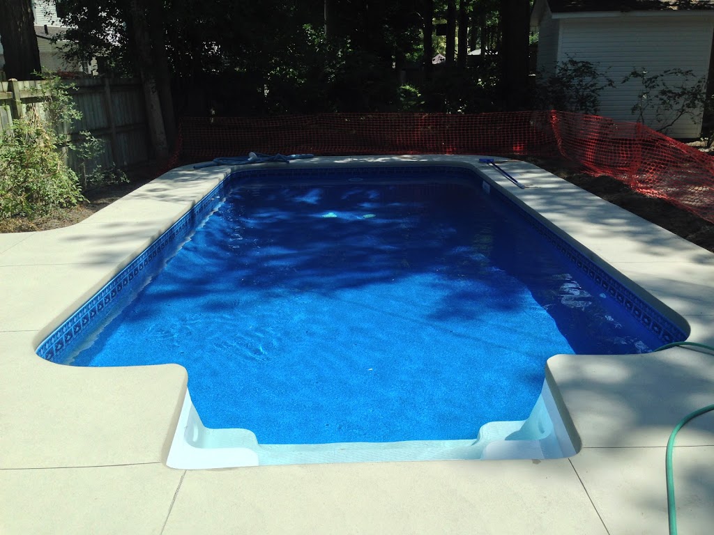 Piscines Ouellet | 735-B Bd de Léry, Léry, QC J6N 1B5, Canada | Phone: (450) 507-3007