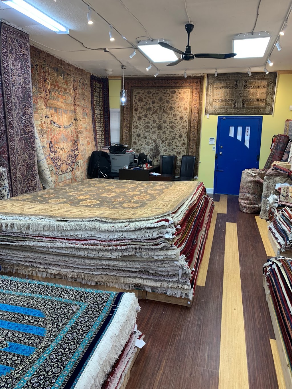 Persian Rugs Richmond Hill | 70 Newkirk Rd unit 4, Richmond Hill, ON L4C 3G3, Canada | Phone: (647) 874-8207