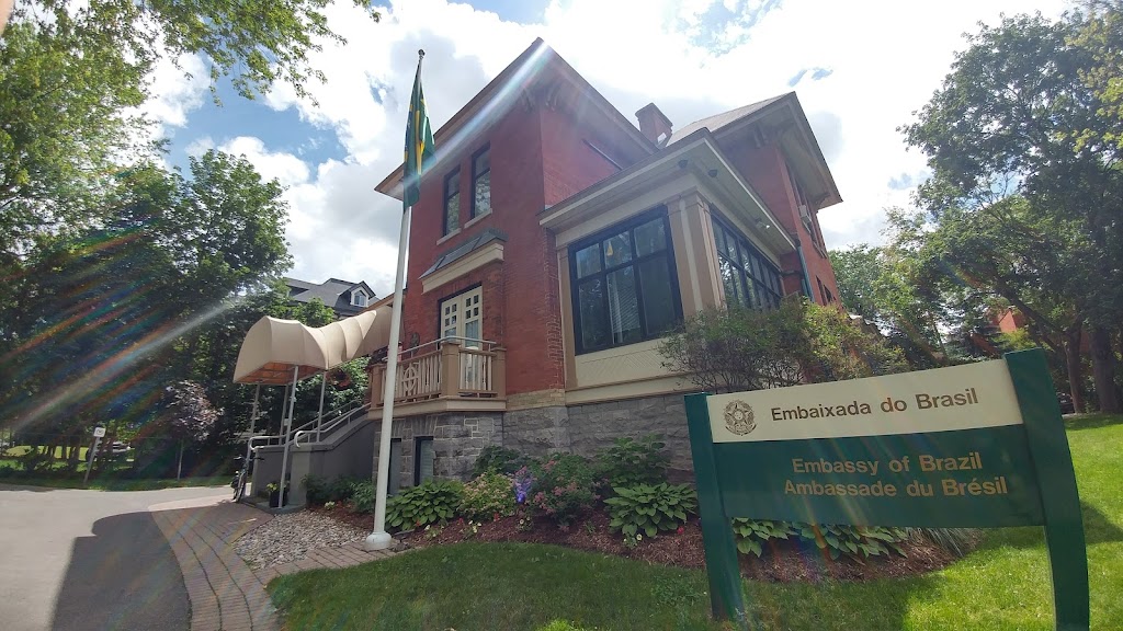 Embassy of Brazil in Ottawa | 450 Rue Wilbrod St, Ottawa, ON K1N 6M8, Canada | Phone: (613) 237-1090