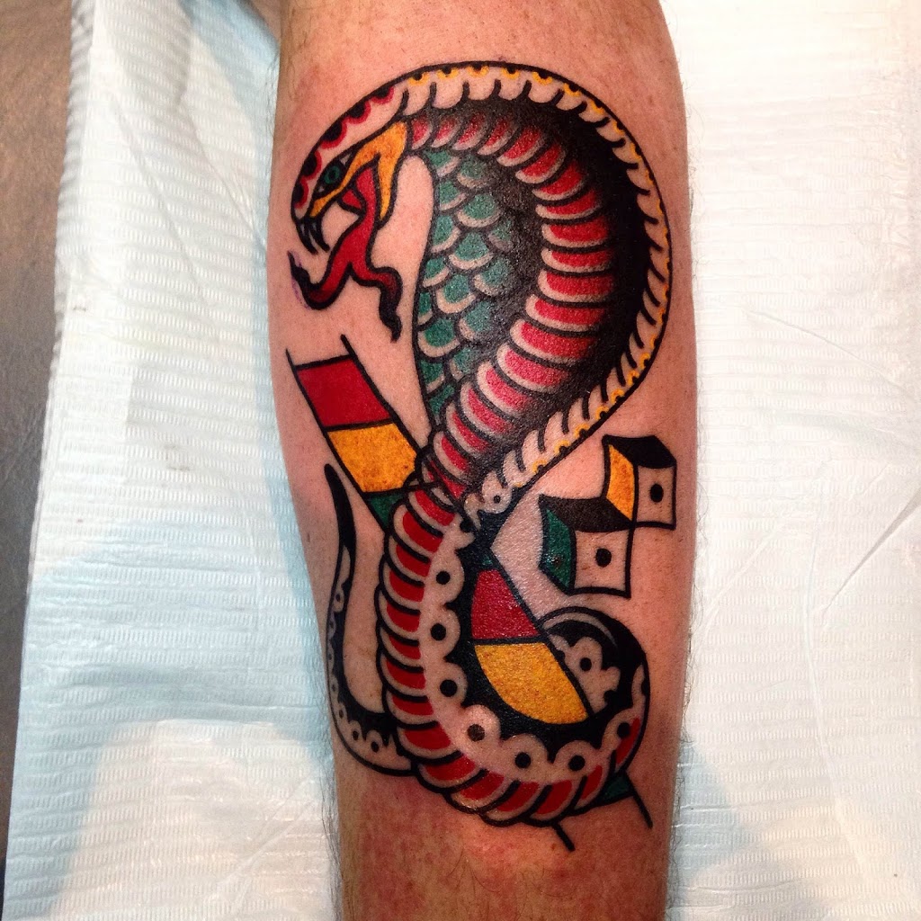 Otherside Tattoo | 561 Gladstone Ave, Ottawa, ON K1R 5P2, Canada | Phone: (613) 569-4545