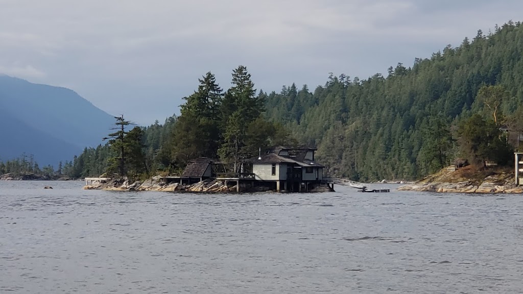 Island Cottage | Lamb Islets, Sechelt, BC, Canada | Phone: (604) 230-7621