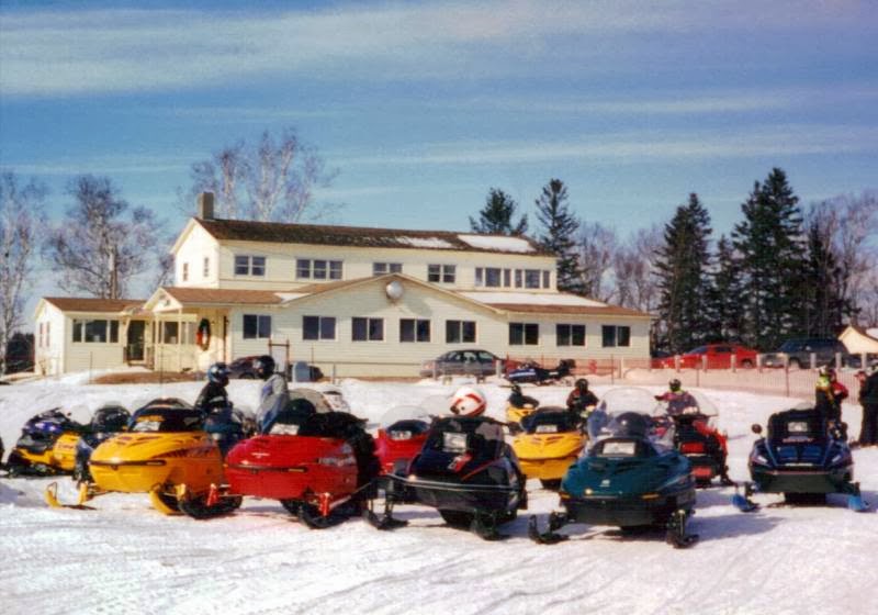 Colebrook Country Club Motel | 15 Abeneki Ln, Colebrook, NH 03576, USA