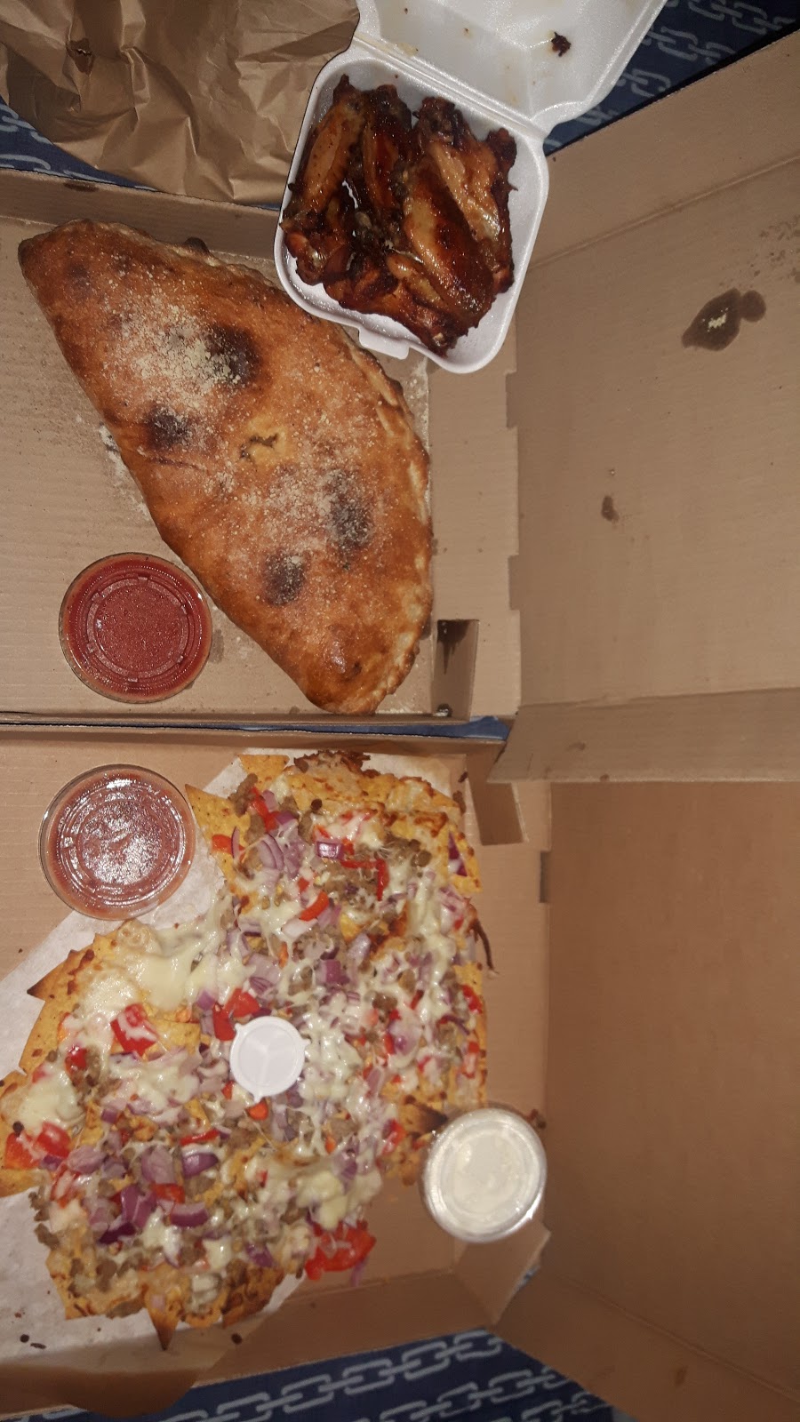 Smileys Pizzeria | 1464 Adelaide St N, London, ON N5X 1K4, Canada | Phone: (519) 439-5050