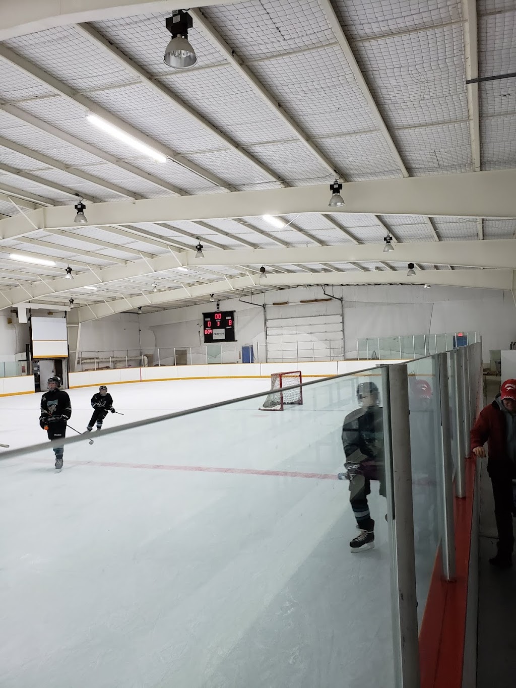 Rolling Hills Arena | 1st St, Rolling Hills, AB T0J 2S0, Canada | Phone: (403) 964-3675