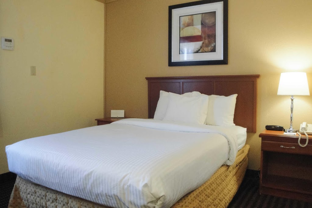 Quality Inn & Suites | 10520 100 St, Westlock, AB T7P 2C6, Canada | Phone: (780) 349-4102