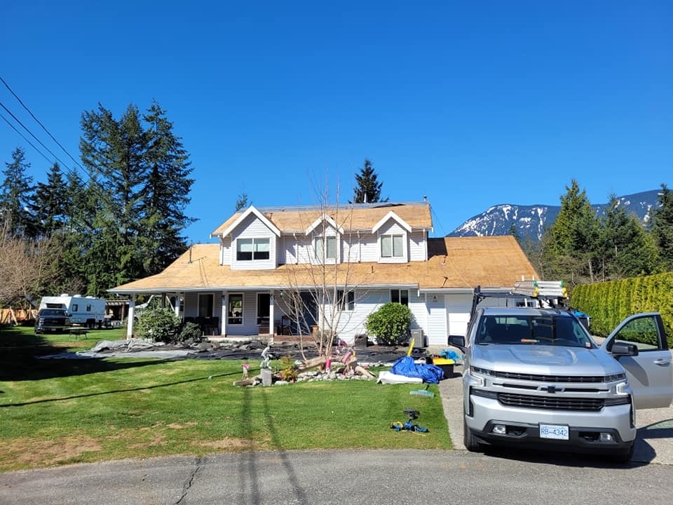 Spartan Roofing | 194 St, Surrey, BC V4N 6J7, Canada | Phone: (778) 957-7663