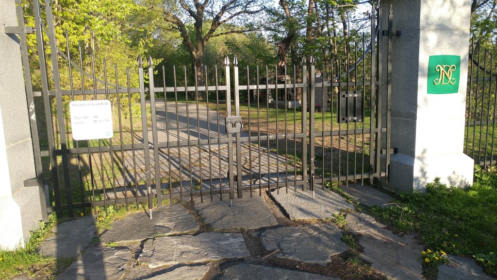 Parc Tiohtià:ke Otsira’kéhne | Côte-Des-Neiges—Notre-Dame-De-Grâce, Montreal, QC H2V 2T2, Canada