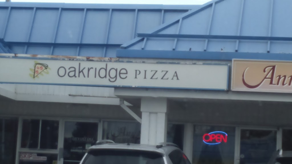 Oakridge Pizza | #105, 2515 90 Ave SW, Calgary, AB T2V 0L8, Canada | Phone: (403) 281-5400