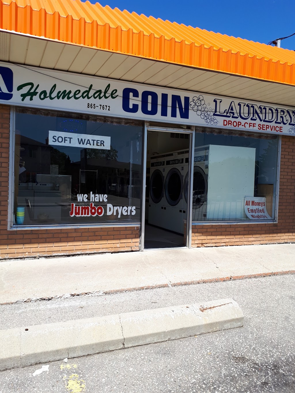 Holmedale Coin Laundry | 134 Morrell St, Brantford, ON N3T 4J8, Canada | Phone: (519) 751-0405