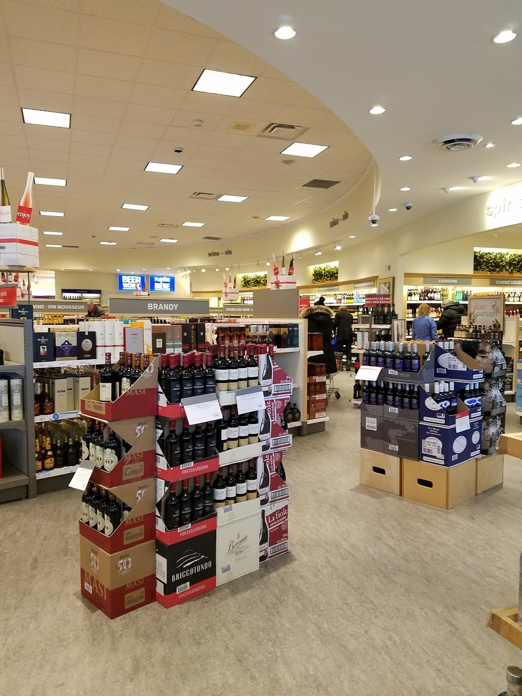 LCBO | 2946 Bloor St W, Etobicoke, ON M8X 1B7, Canada | Phone: (416) 239-3065