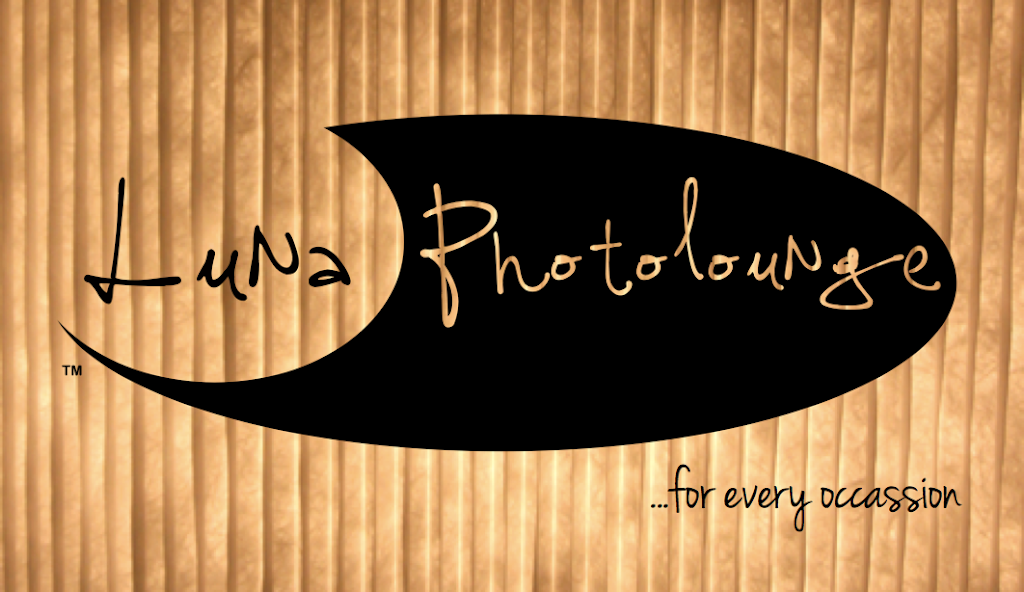 Luna Photolounge Photo Booth | 3368 Alfred Pl, Victoria, BC V9C 3J4, Canada | Phone: (250) 208-2692