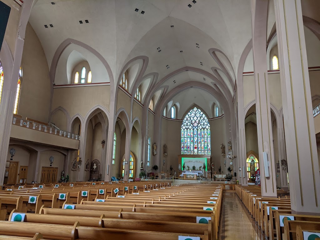 Église Sainte-Agnès de Lac-Mégantic | 4872 Rue Laval, Lac-Mégantic, QC G6B 1E1, Canada | Phone: (819) 583-0370