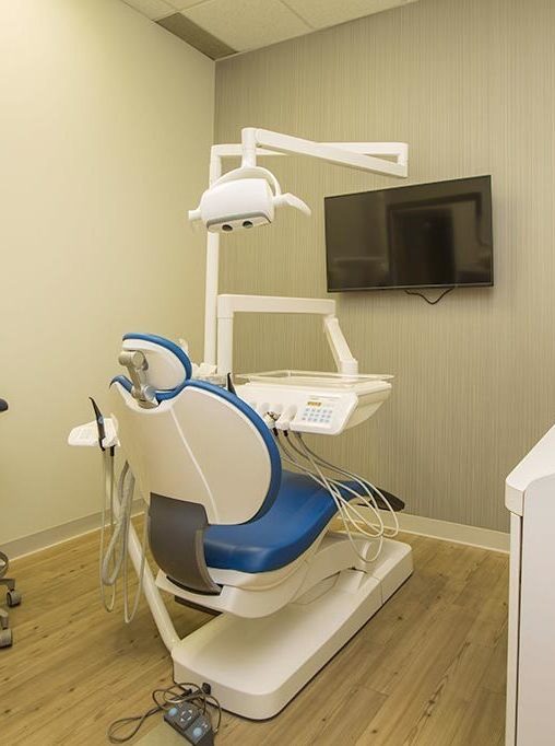 Chagger Dental Dundas | 2 Castlewood Blvd #8, Dundas, ON L9H 7M8, Canada | Phone: (905) 628-8898