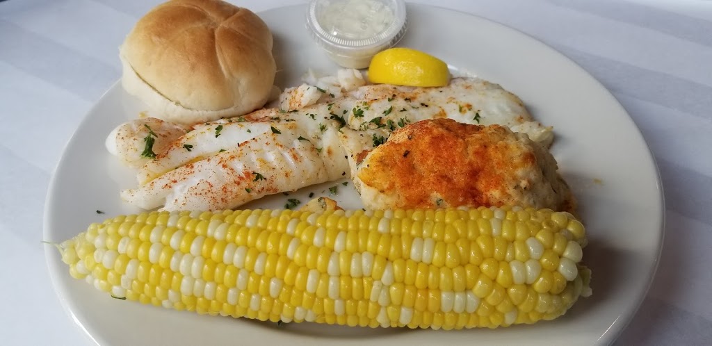 Hayes Seafood House | 8900 Main St, Clarence, NY 14031, USA | Phone: (716) 632-1772