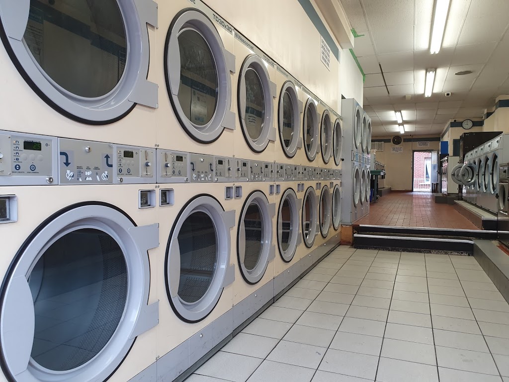 Dinas Coin Laundry Inc. | 650 Lansdowne Ave, Toronto, ON M6H 3Y7, Canada | Phone: (647) 833-2017