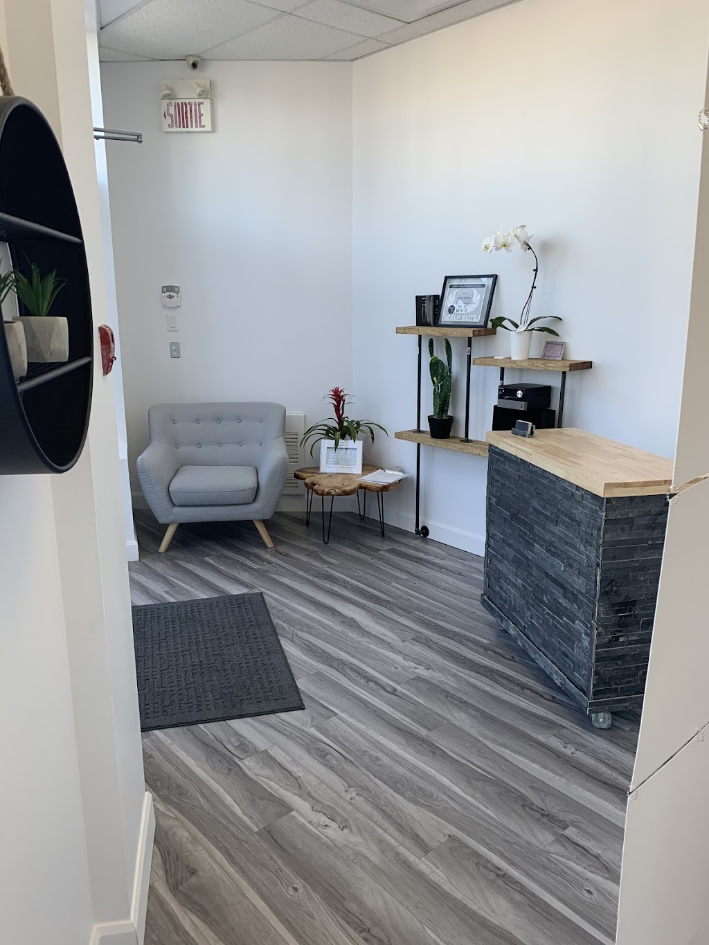 MICROPERMA | 371 Rue de la Visitation, Saint-Charles-Borromée, QC J6E 4N8, Canada | Phone: (514) 647-4060