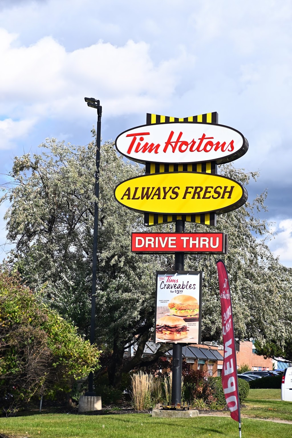 Tim Hortons | 3310 Steeles Ave W, Concord, ON L4K 1A2, Canada | Phone: (905) 760-9639