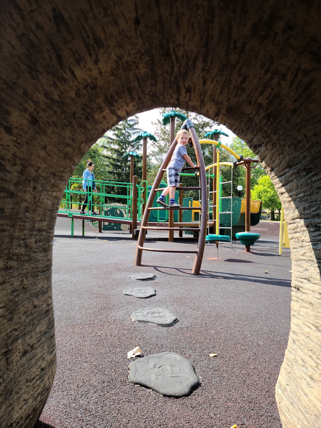 Victoria Park - Creative playground | Victoria Park, Kitchener, ON N2G, Canada | Phone: (519) 741-2345