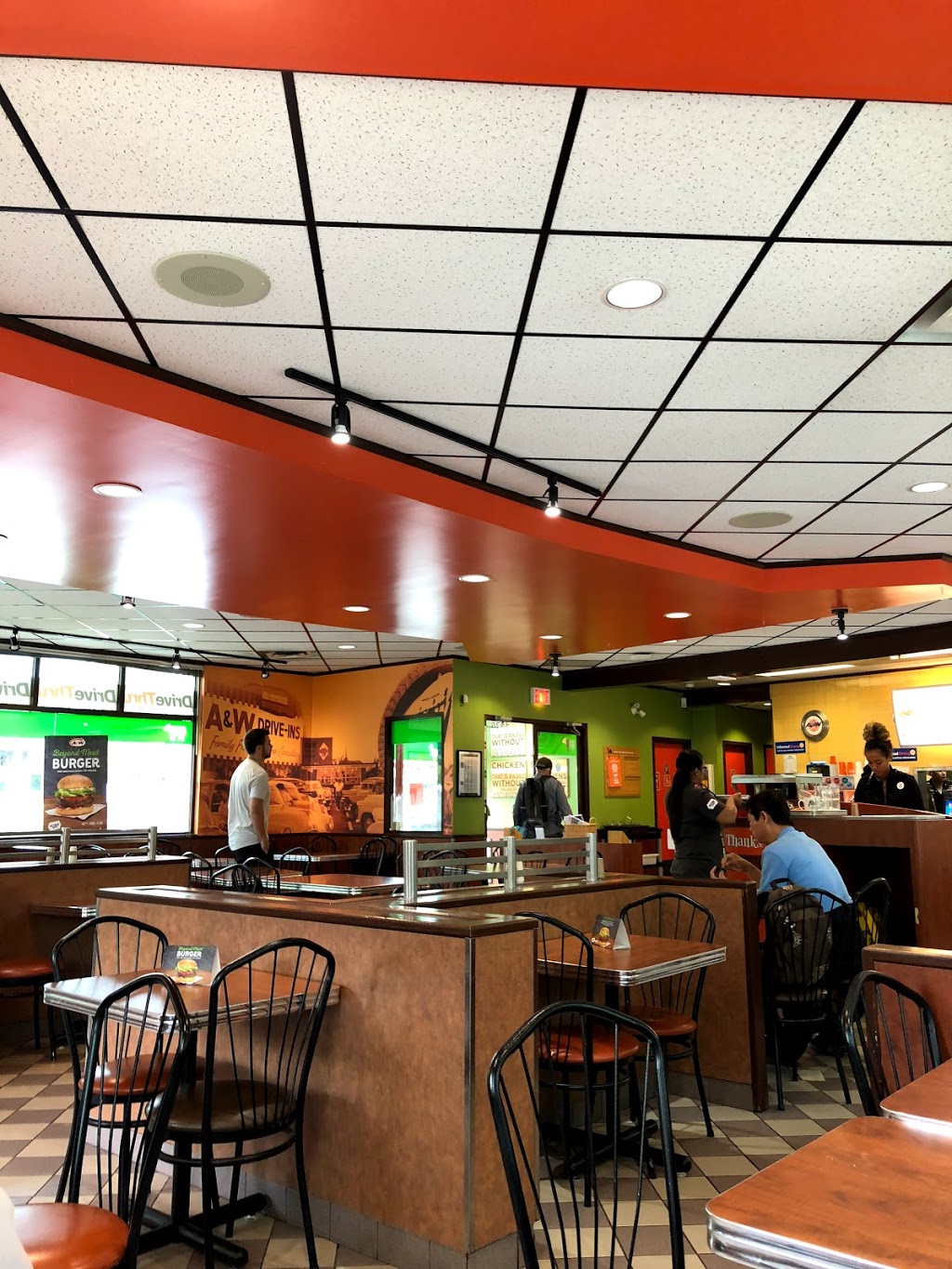 A&W Canada | 1200 Hunter Pl, Squamish, BC V8B 0G8, Canada | Phone: (604) 815-0833