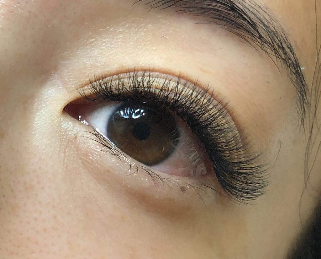 Jessica’s Eye Lashes | 1135 Ewen Ave #2, New Westminster, BC V3M 5E3, Canada | Phone: (306) 713-8636