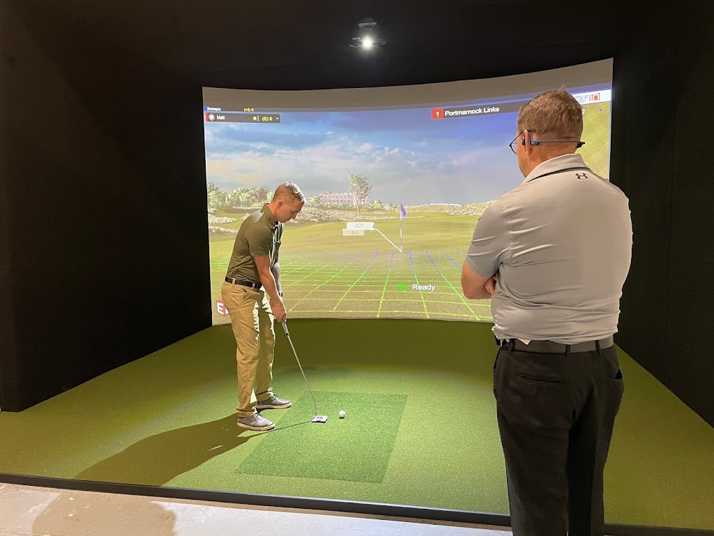 The Bunker Golf Simulators | 401 33 St NE #8, Calgary, AB T2A 7R3, Canada | Phone: (403) 248-0500