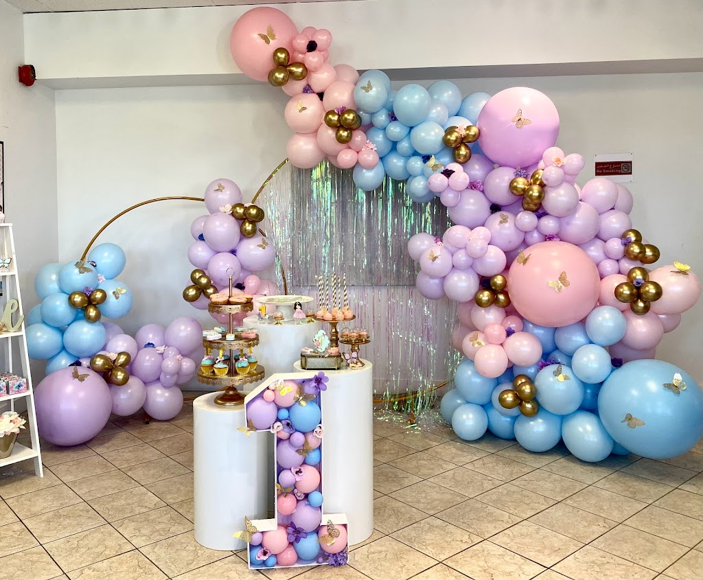 Balloons by Bubs | 100 Rowena Dr, North York, ON M3A 1P9, Canada | Phone: (647) 951-2951