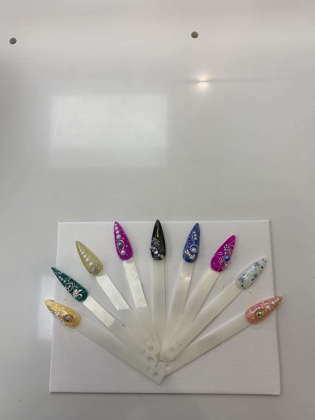 Unique Nails | 1866 Oxford St W #3, London, ON N6K 4M9, Canada | Phone: (519) 474-3333