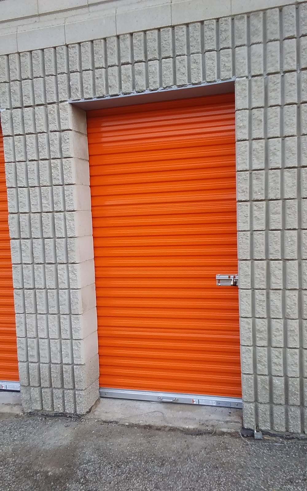 Dayton Self Storage | 100 Burncrest Rd, Markham, ON L3R 0B7, Canada | Phone: (905) 475-6262