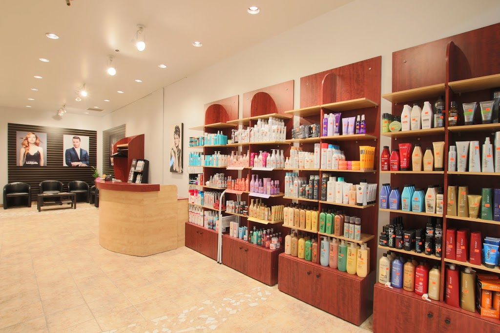 Carisme Coiffure Elle & Lui | 7250 Boulevard Taschereau, Brossard, QC J4W 1M9, Canada | Phone: (450) 466-6028