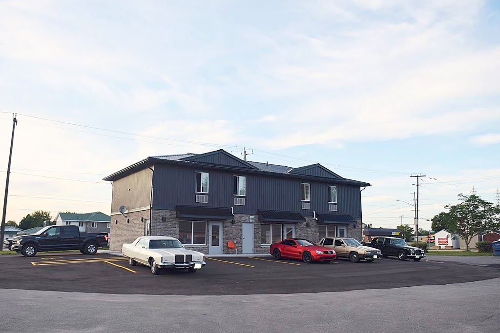 Hotel Kent Chatham | 420 Grand Ave E, Chatham, ON N7L 1X2, Canada | Phone: (888) 676-5439