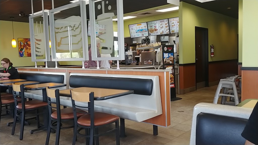 Burger King | 195 Fletchers Creek Blvd, Brampton, ON L6X 0Y7, Canada | Phone: (905) 874-8788