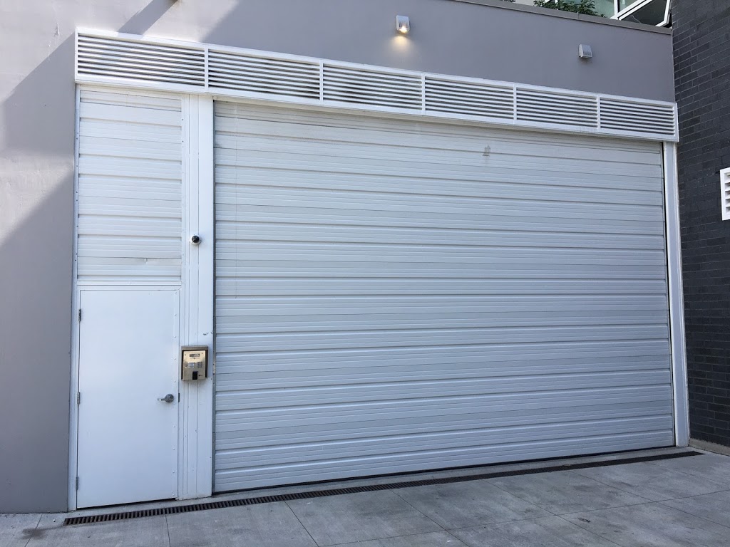 The Garage Door Depot of Greater Vancouver | 19055 Airport Way unit 120, Pitt Meadows, BC V3Y 0G4, Canada | Phone: (604) 526-1086