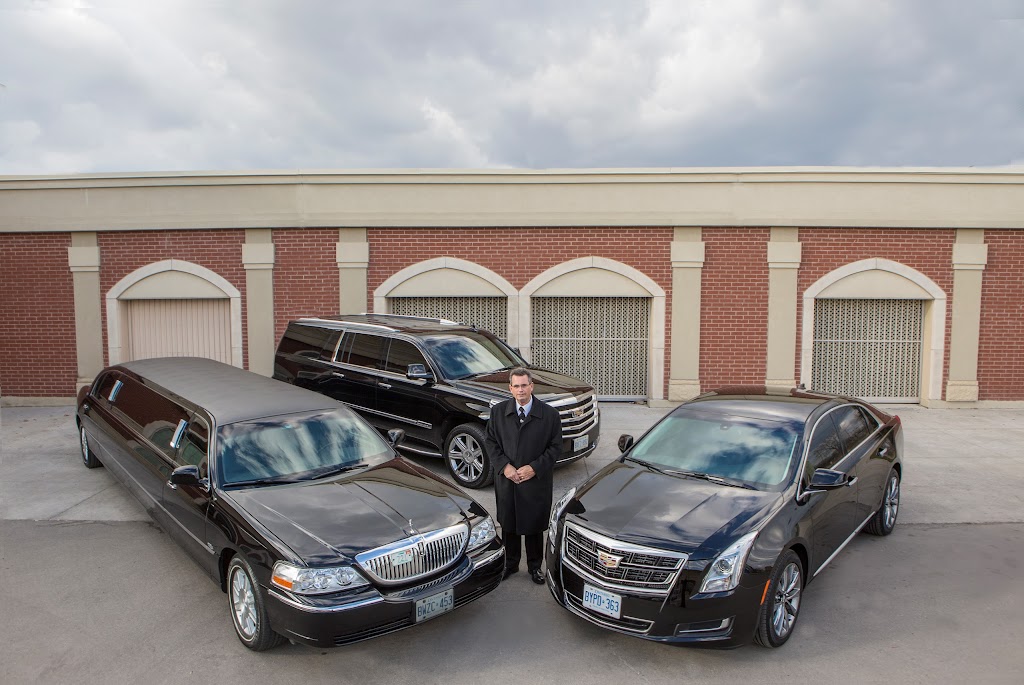 Erinmills Limousines & Luxury Coaches | 4000 Steeles Ave W Unit 19, Woodbridge, ON L4L 4V9, Canada | Phone: (905) 856-2044