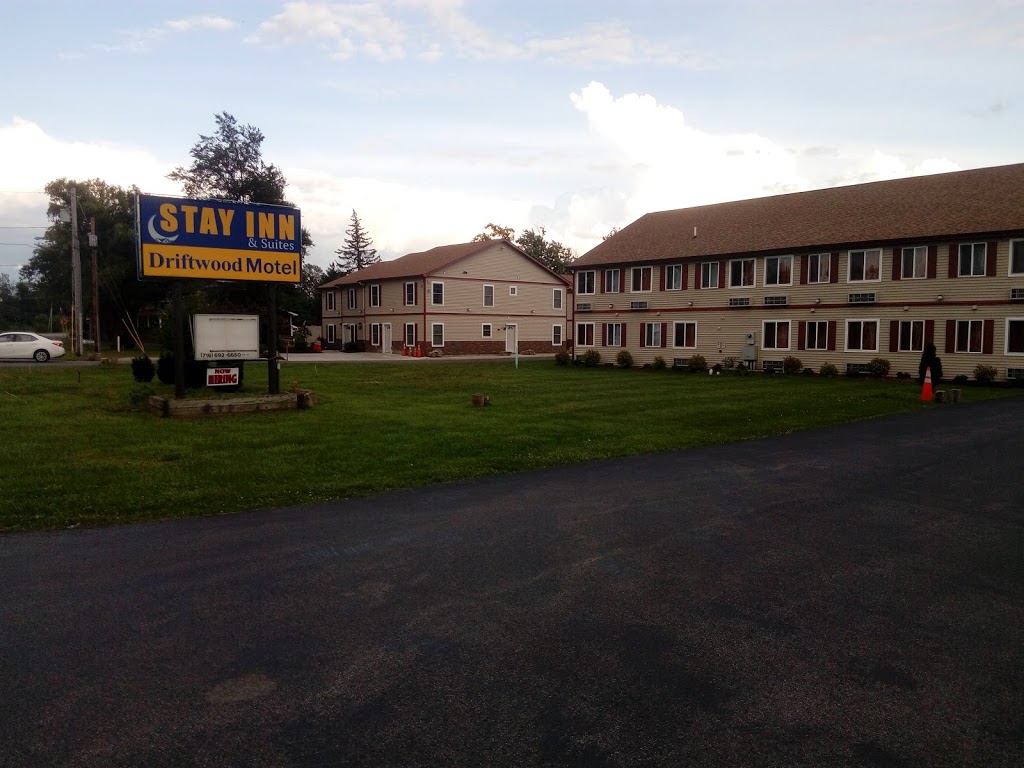 Driftwood Motel | 2754 Niagara Falls Blvd, Niagara Falls, NY 14304, USA | Phone: (716) 692-6650